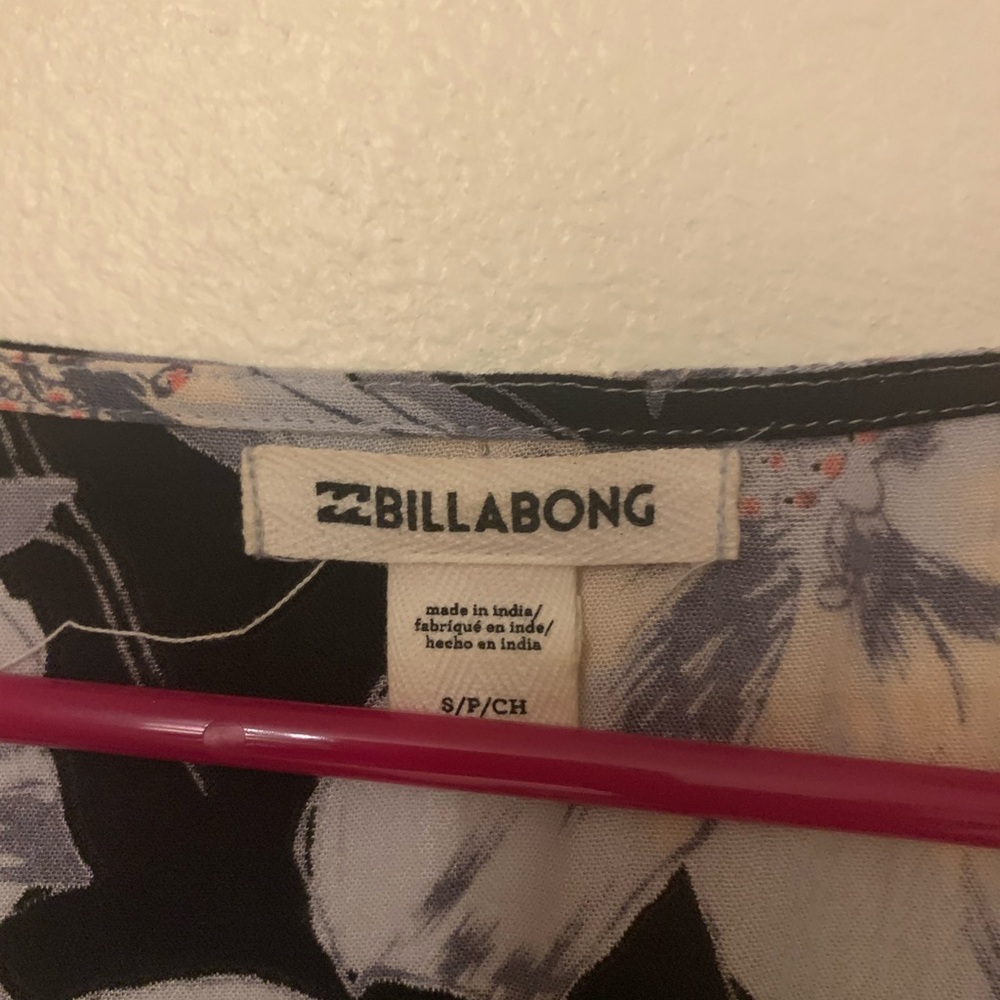 Billabong bell bottom blouse